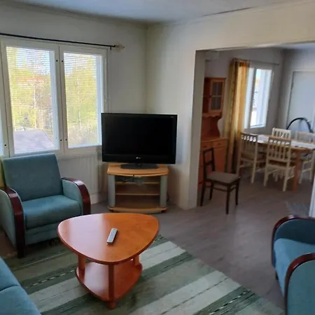 Huoneisto 3 Ristimaeenkatu Apartamento
